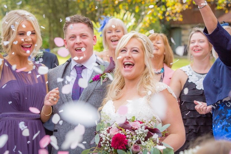 Wedding Photography Tips – Mastering the Confetti Photo