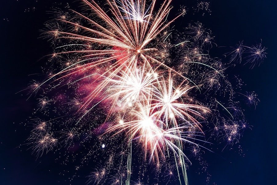 How To Photograph Fireworks Tips And Tricks